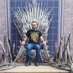 Meet your Posher, Neil